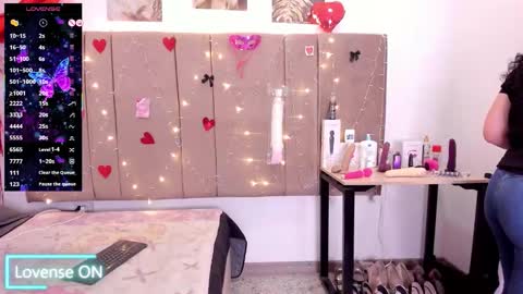 Snapshot of sammy_mature_ chatting on November 2025 01:28:02 AM Sammy online show from November 2025 01:28:02 AM