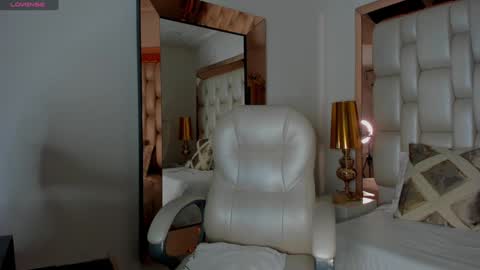 Sammy online show from December 2024 12:17:02 AM