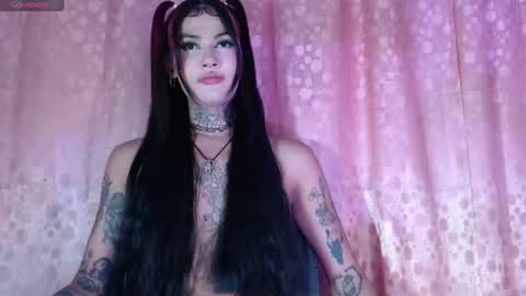 Snapshot of sammy_rouse01 chatting on July 2026 05:34:01 AM sammy Rouse online show from July 2026 05:34:01 AM