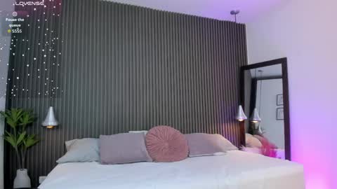 Snapshot of sammybrunette1 chatting on April 2026 09:26:02 PM Axel online show from April 2026 09:26:02 PM