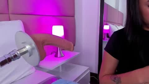 Sammy Morales online show from October 2025 12:24:01 PM