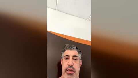 Snapshot of sammysausage2 chatting on April 2026 05:57:01 PM sammysausage2 online show from April 2026 05:57:01 PM