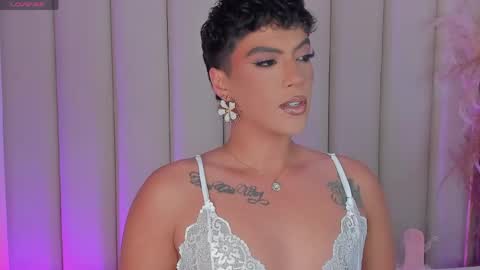 Snapshot of samphillipss chatting on April 2026 10:26:02 PM Sammuel online show from April 2026 10:26:02 PM