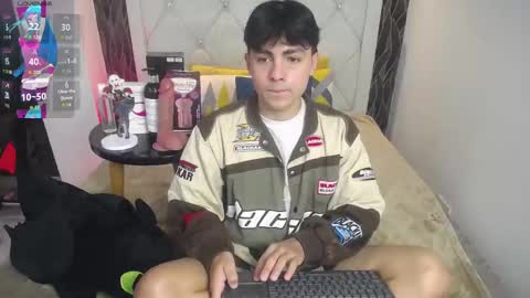 Snapshot of samu_foxxx chatting on November 2025 08:24:02 PM SAMU online show from November 2025 08:24:02 PM