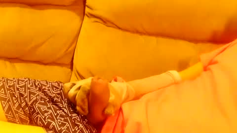 Snapshot of samuel1942 chatting on January 2025 03:00:01 AM bigddaddy online show from January 2025 03:00:01 AM