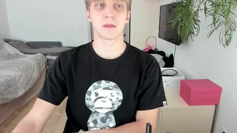 Sam online show from October 2025 09:01:01 AM