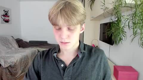 Sam online show from October 2025 04:57:02 AM
