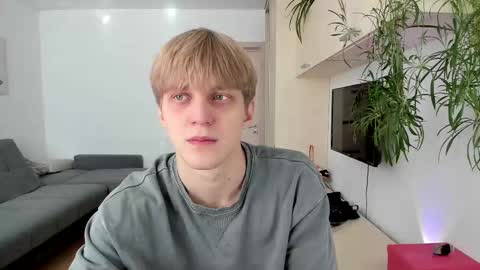 Sam online show from October 2025 07:41:02 AM