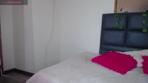 samuel_dark online show from April 2026 05:07:01 PM