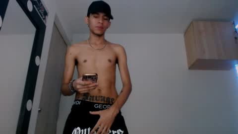   online show from December 2024 01:46:01 AM