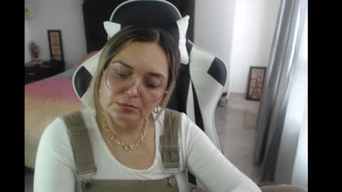 samy_vsn online show from February 2025 05:26:02 PM