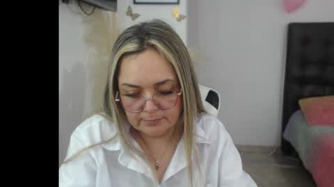 samy_vsn online show from December 2025 08:36:02 PM