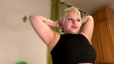 Snapshot of samymoon3 chatting on March 2026 08:20:01 AM Samymoon online show from March 2026 08:20:01 AM