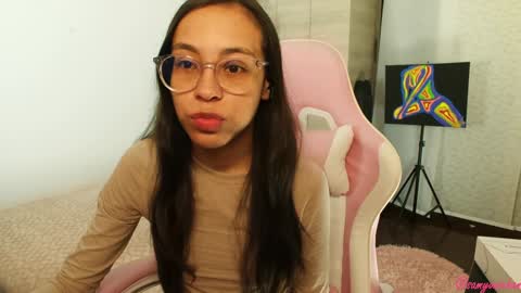 Snapshot of samyonichan chatting on December 2024 03:50:02 AM Special show on 17 december and 23 UwU online show from December 2024 03:50:02 AM