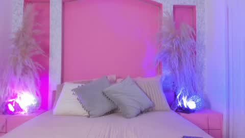 Sam online show from April 2026 09:46:02 AM