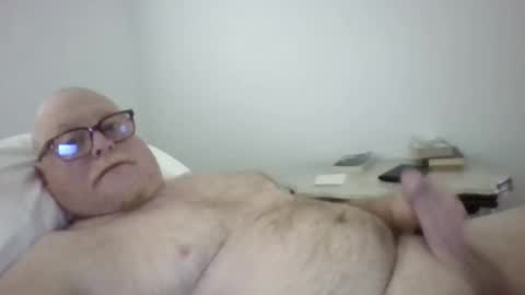 Snapshot of sanager40 chatting on February 2026 01:12:02 PM sanager40 online show from February 2026 01:12:02 PM