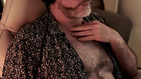 Snapshot of sanders_white chatting on December 2024 04:33:02 AM Sanders online show from December 2024 04:33:02 AM