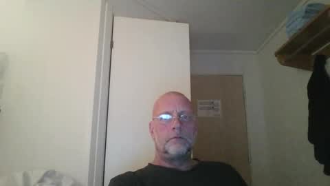 Snapshot of sandnesrune523 chatting on December 2025 05:07:02 PM sandnesrune523 online show from December 2025 05:07:02 PM