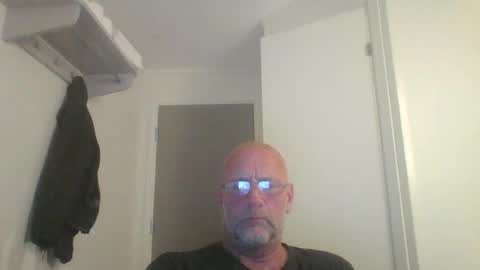 Snapshot of sandnesrune523 chatting on June 2026 05:37:01 PM sandnesrune523 online show from June 2026 05:37:01 PM