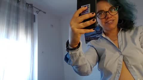 Sandra online show from November 2025 01:55:01 PM