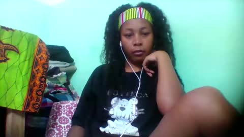 Snapshot of sandra1253099 chatting on November 2025 09:55:02 AM sandra1253099 online show from November 2025 09:55:02 AM