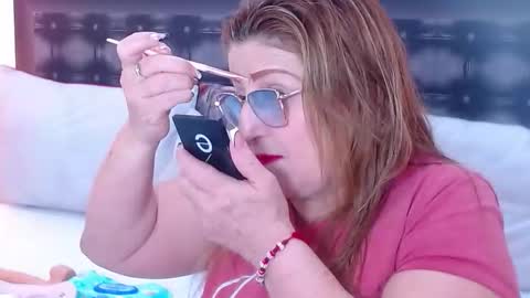 SANDRA online show from October 2025 10:27:01 AM