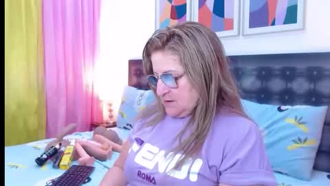 SANDRA online show from February 2026 11:09:02 AM