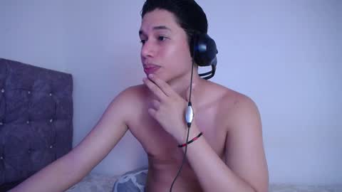 sandra and charly online show from December 2024 08:07:01 PM