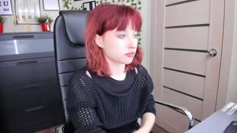 Snapshot of sandra_crazy chatting on April 2026 12:55:02 AM ElizaNik online show from April 2026 12:55:02 AM