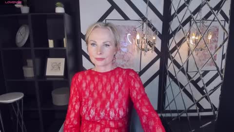 Snapshot of sandra_kind chatting on February 2025 11:31:01 AM Sandra online show from February 2025 11:31:01 AM