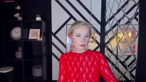 Snapshot of sandra_kind chatting on February 2025 08:53:02 AM Sandra online show from February 2025 08:53:02 AM
