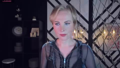 Snapshot of sandra_kind chatting on February 2025 05:58:02 AM Sandra online show from February 2025 05:58:02 AM