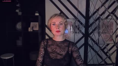 Snapshot of sandra_kind chatting on February 2025 05:33:02 AM Sandra online show from February 2025 05:33:02 AM