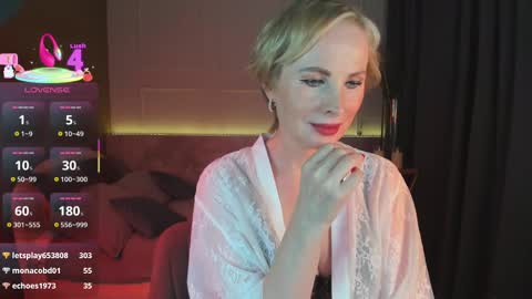 Snapshot of sandra_kind chatting on February 2025 11:52:01 AM Sandra online show from February 2025 11:52:01 AM