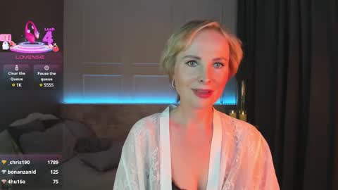 Snapshot of sandra_kind chatting on March 2025 11:39:02 AM Sandra online show from March 2025 11:39:02 AM