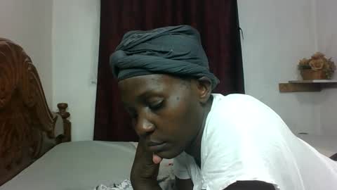 sandra online show from December 2025 06:16:01 PM