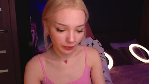 Snapshot of sandraboyl chatting on January 2025 01:18:01 AM Sandy online show from January 2025 01:18:01 AM