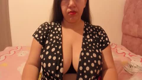 Snapshot of sandraclarkx69 chatting on May 2026 12:22:01 PM sandraclarkx69 online show from May 2026 12:22:01 PM