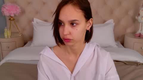 San online show from December 2025 03:24:02 AM