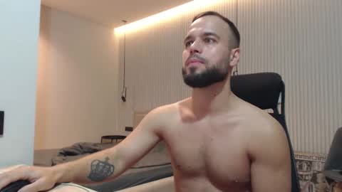 DeAlex online show from November 2025 09:19:02 AM