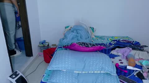 sandy online show from April 2026 05:34:01 PM