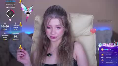 Sandy online show from July 2026 07:52:01 PM