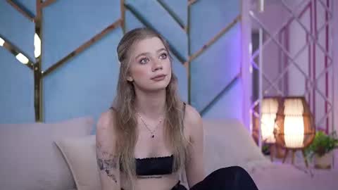 Sandy online show from August 2026 02:05:02 PM