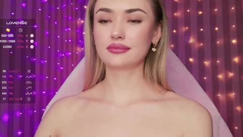 Sandy online show from February 2025 06:14:02 AM