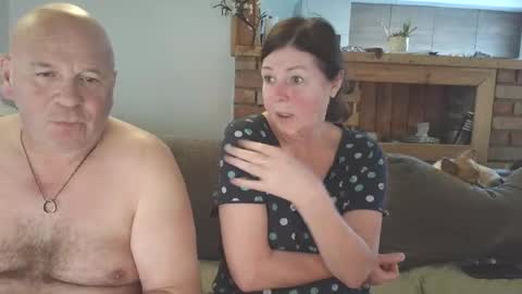 Snapshot of sanroom chatting on March 2026 03:40:01 PM sanroom online show from March 2026 03:40:01 PM