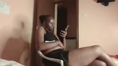 Snapshot of santalucious chatting on April 2026 07:58:01 PM santalicious online show from April 2026 07:58:01 PM