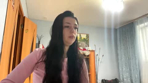 Snapshot of santamcduffey chatting on March 2026 12:08:01 PM Alice online show from March 2026 12:08:01 PM