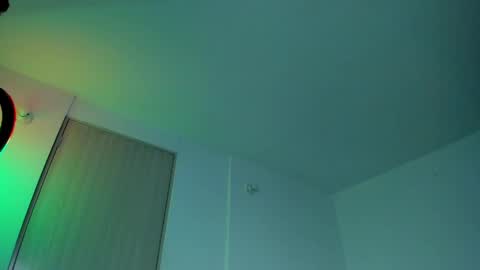 Snapshot of santi__ferrer chatting on April 2026 12:24:01 AM Santi Ferrer online show from April 2026 12:24:01 AM