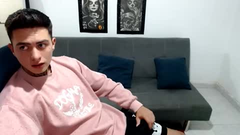 Snapshot of santi_ss chatting on November 2025 02:11:02 AM santi_ss online show from November 2025 02:11:02 AM