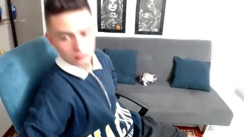 Snapshot of santi_ss chatting on November 2025 11:48:01 PM santi_ss online show from November 2025 11:48:01 PM